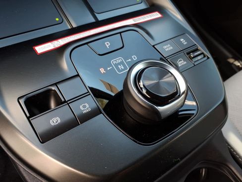 New 2026 Subaru Solterra AWD/4WD image 35