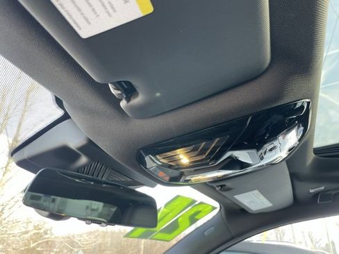 Certified 2024 BMW 540i xDrive w/ Premium Package image 23