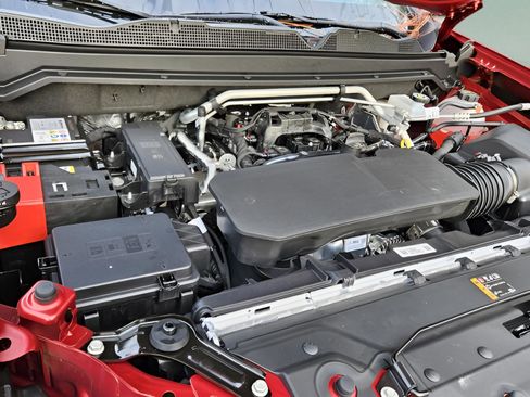 New 2026 Chevrolet Colorado Z71 w/ Technology Package image 19