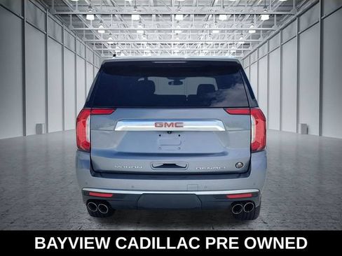 Used 2022 GMC Yukon Denali AWD/4WD image 4