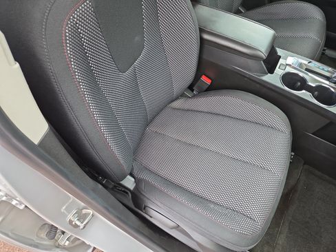 Used 2015 Chevrolet Equinox LT FWD image 16