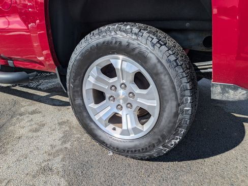 Used 2019 Chevrolet Silverado 1500 LT w/ All Star Edition image 11