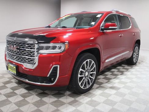 Used 2021 GMC Acadia Denali w/ Denali Technology Package AWD/4WD image 7