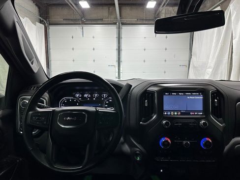 Used 2022 GMC Sierra 2500 AT4 image 17