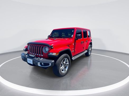 Used 2021 Jeep Wrangler Unlimited Sahara AWD/4WD image 4