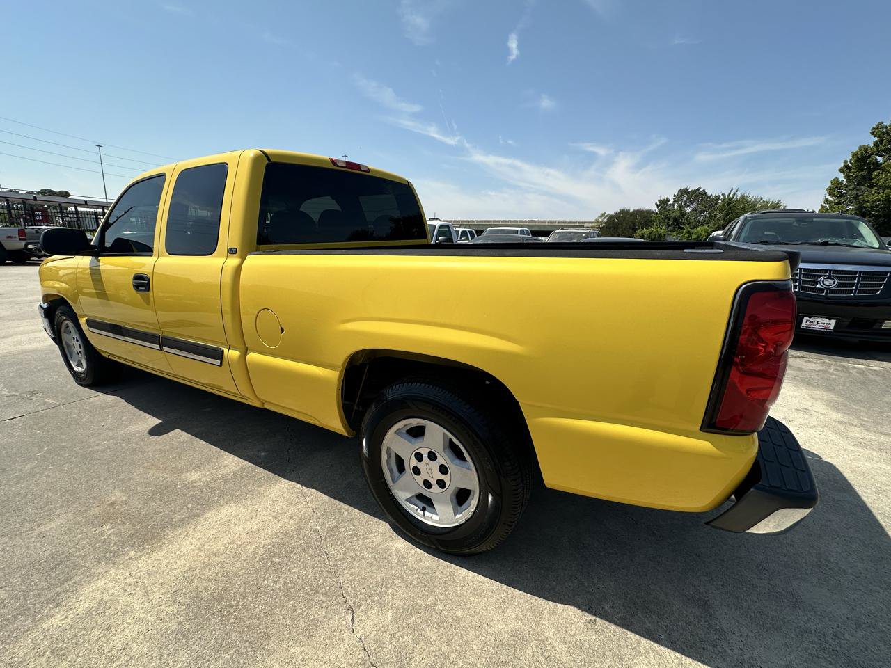 Used 2007 Chevrolet Silverado 1500 LT RWD image 3