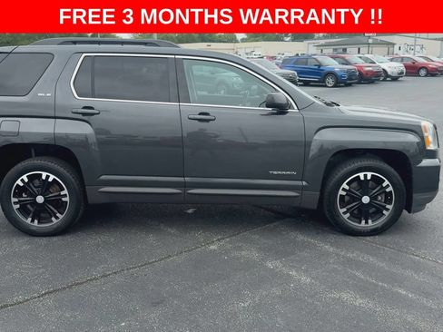 Used 2017 GMC Terrain SLE w/ Nightfall Package FWD image 2
