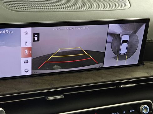 Used 2025 Genesis GV80 2.5T Prestige image 14