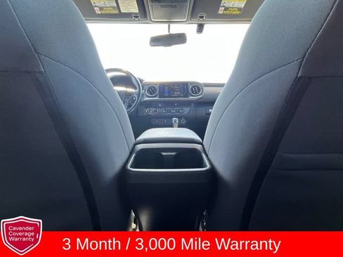 Used 2016 Toyota Tacoma TRD Sport w/ Towing Package AWD/4WD image 30