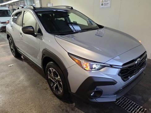 Used 2025 Subaru Crosstrek 2.0i Premium image 10