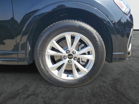 Used 2025 Audi Q3 2.0T Premium Plus w/ Premium Plus Package AWD/4WD image 6