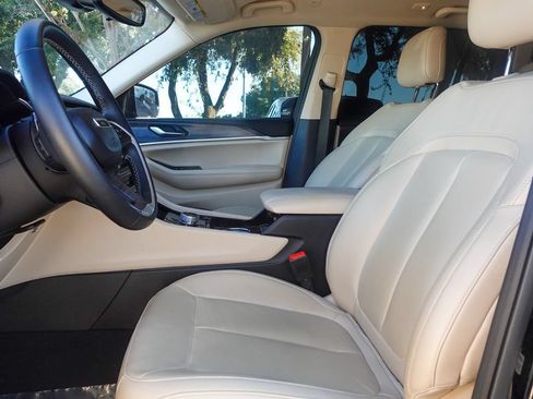 Used 2022 Jeep Grand Cherokee Limited AWD/4WD image 14