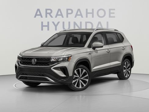 Used 2022 Volkswagen Taos SE FWD image 1