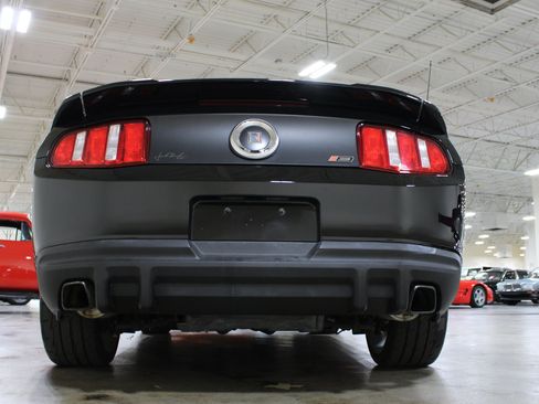 Used 2012 Ford Mustang GT Premium w/ Electronics Pkg RWD image 28