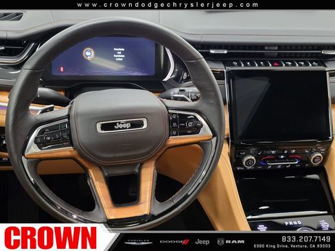 Certified 2024 Jeep Grand Cherokee Summit AWD/4WD image 16