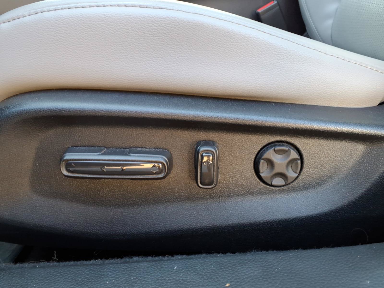 Used 2018 Honda Accord EX-L image 16