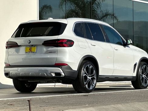New 2026 BMW X5 xDrive40i AWD/4WD image 3
