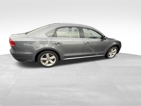 Used 2014 Volkswagen Passat 2.5 SE FWD image 11