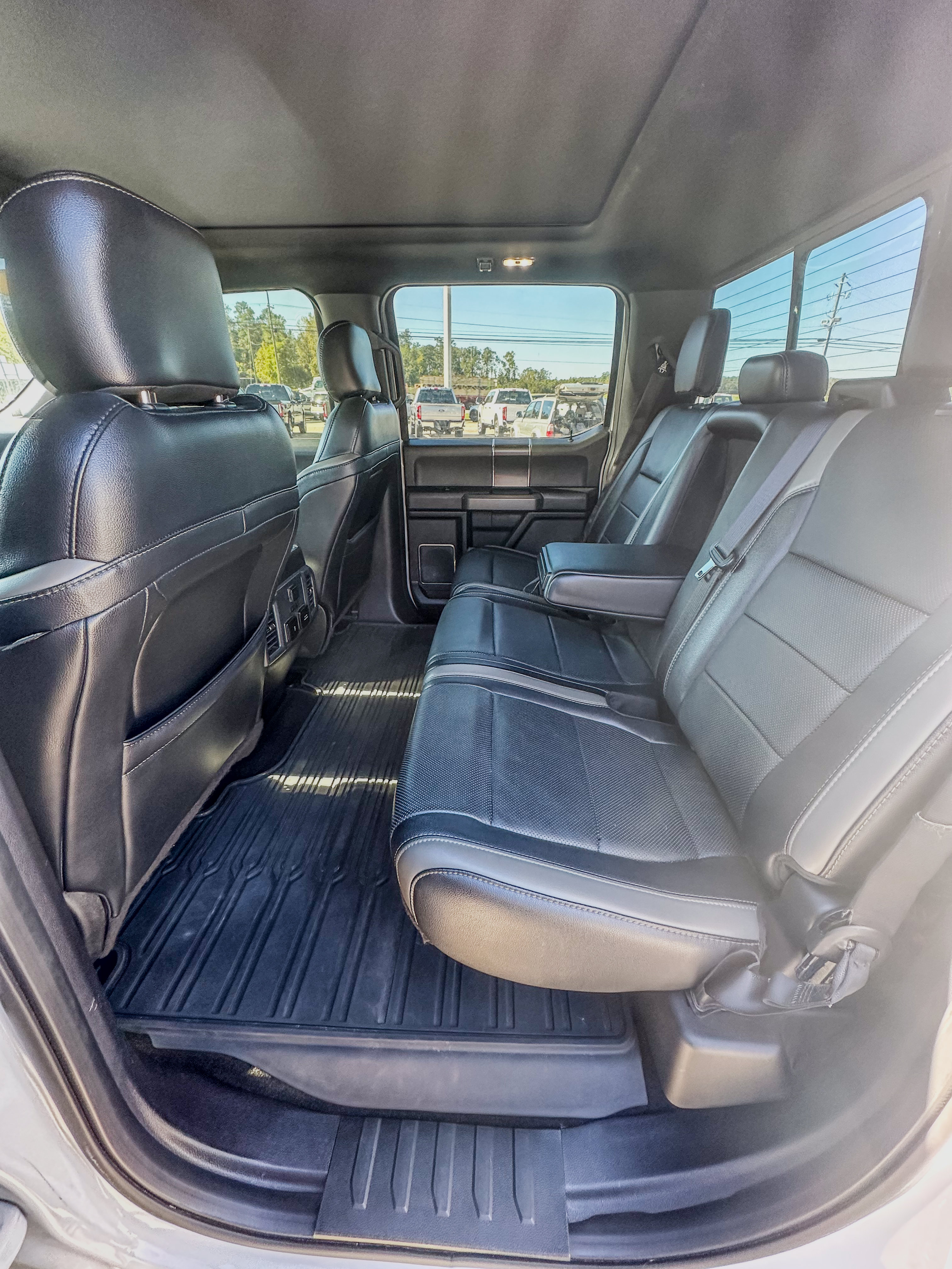 Used 2018 Ford F150 Raptor w/ Equipment Group 802A Luxury AWD/4WD image 11