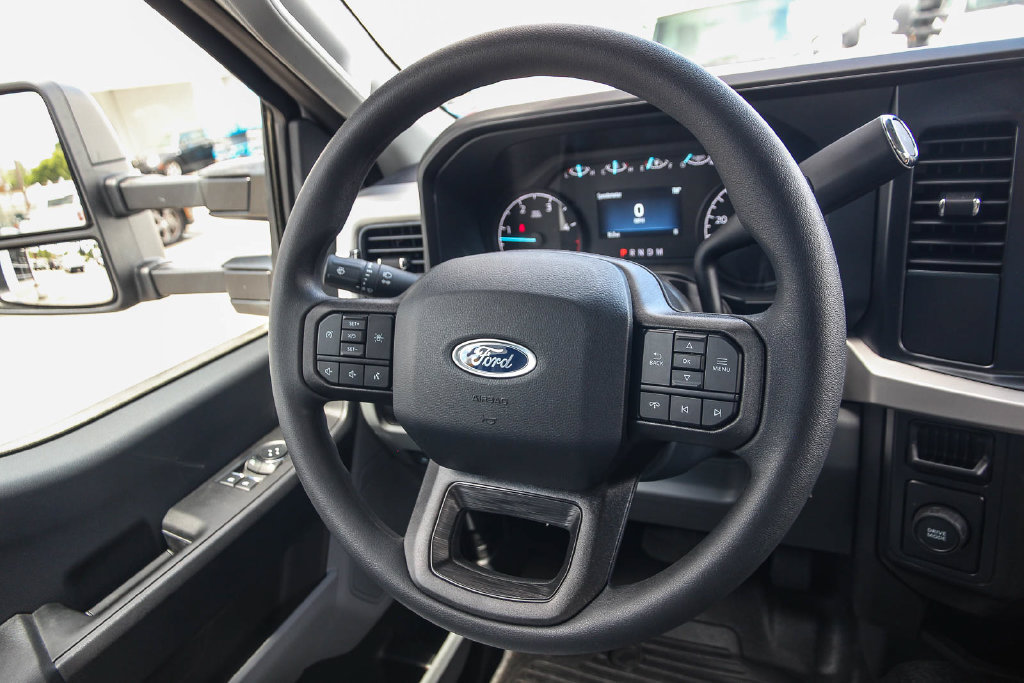 New 2026 Ford F550 2WD Regular Cab Super Duty image 16