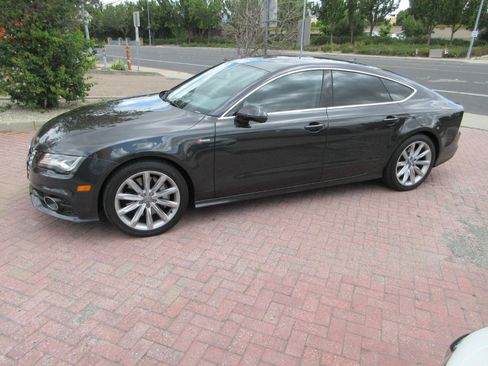 Used 2013 Audi A7 3.0T Prestige w/ Prestige Pkg AWD/4WD image 3