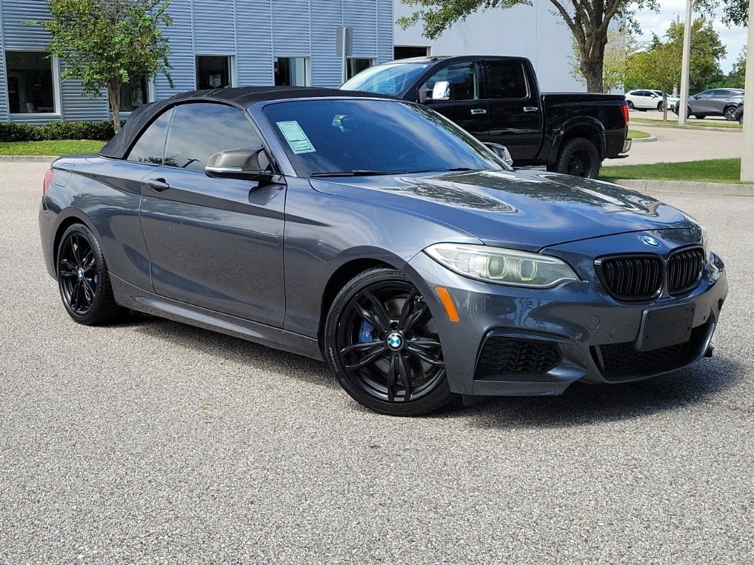 Used 2015 BMW M235i Convertible RWD image 29