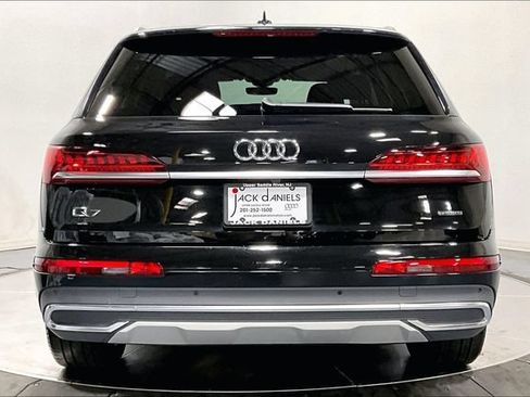 Used 2023 Audi Q7 3.0T Premium AWD/4WD image 3