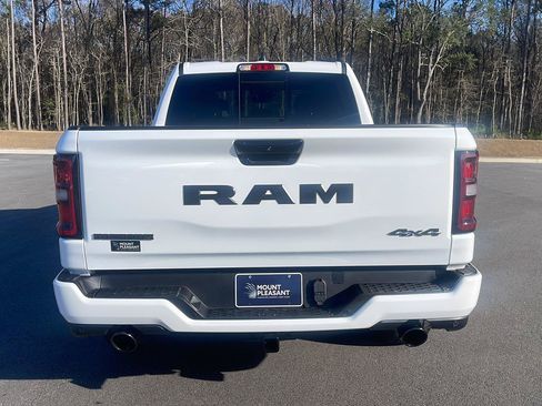 New 2026 RAM 1500 Big Horn AWD/4WD image 6