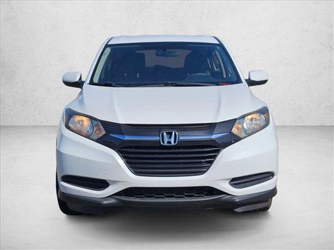 Used 2016 Honda HR-V LX image 2