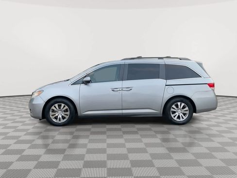 Used 2016 Honda Odyssey SE image 5