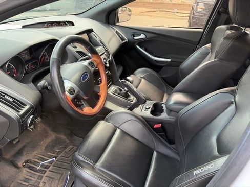 Used 2013 Ford Focus ST FWD image 12