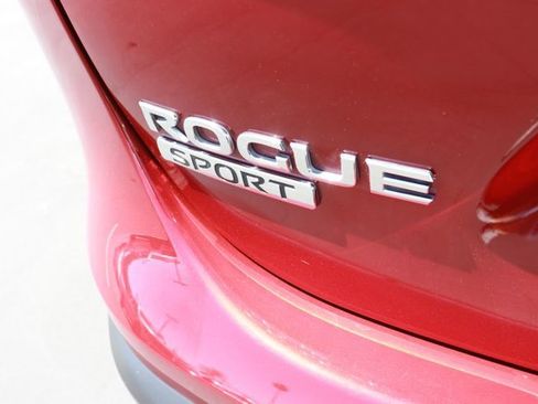 Used 2020 Nissan Rogue Sport S w/ Appearance Package FWD image 6