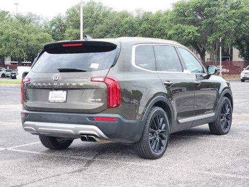 Used 2020 Kia Telluride SX FWD image 3