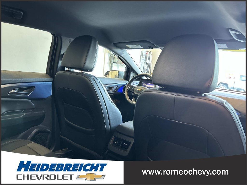 Used 2024 Chevrolet Equinox EV LT FWD image 32