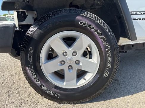 Used 2017 Jeep Wrangler Sport w/ Quick Order Package 24S image 12