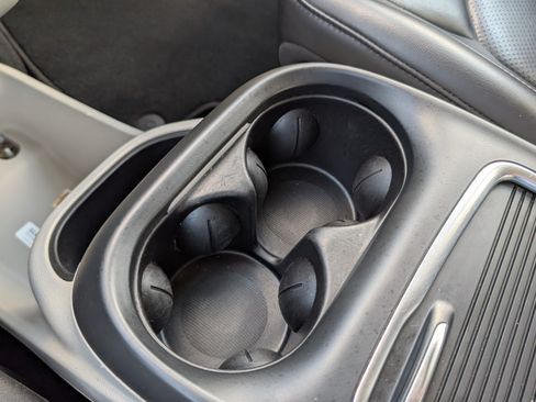 Used 2023 Chrysler Pacifica Touring-L FWD image 19
