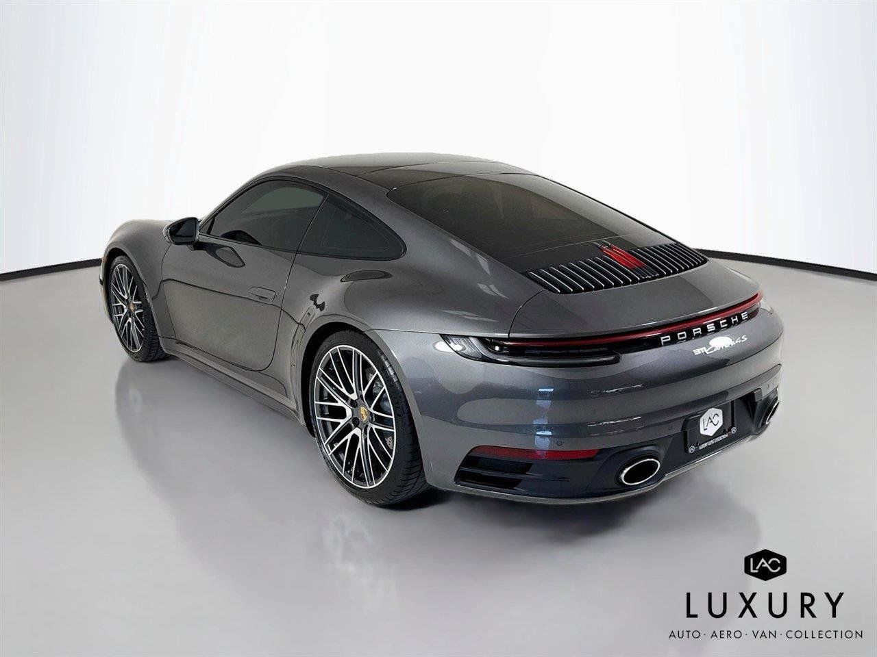 Used 2024 Porsche 911 Carrera 4S AWD/4WD image 8