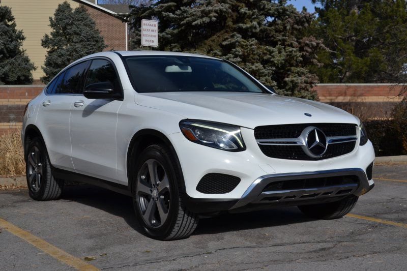 Used 2017 Mercedes-Benz GLC 300 4MATIC Coupe image 7