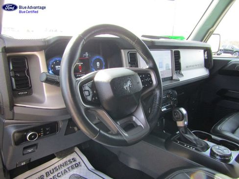 Certified 2025 Ford Bronco Outer Banks AWD/4WD image 17