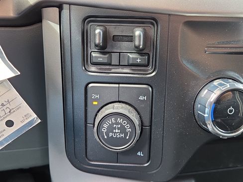 Used 2024 Ford F150 XLT w/ Mobile Office Package image 27