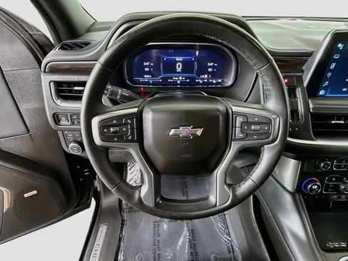 Used 2023 Chevrolet Tahoe Z71 w/ Z71 Off-Road Package AWD/4WD image 11