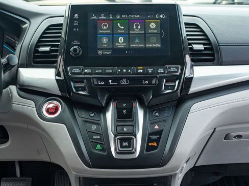 Used 2018 Honda Odyssey Touring image 27