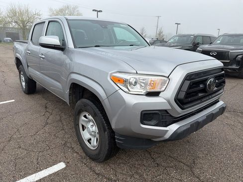 Used 2021 Toyota Tacoma SR image 7