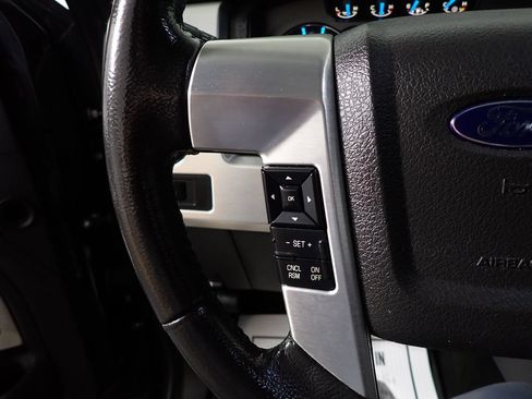 Used 2013 Ford F150 Platinum AWD/4WD image 30