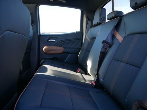 New 2026 GMC Canyon AT4 image 5