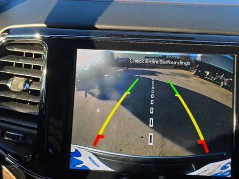 Used 2020 Jeep Grand Cherokee Summit image 26