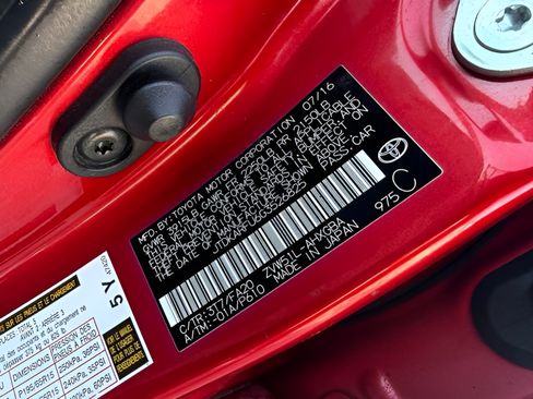 Used 2016 Toyota Prius Four FWD image 31