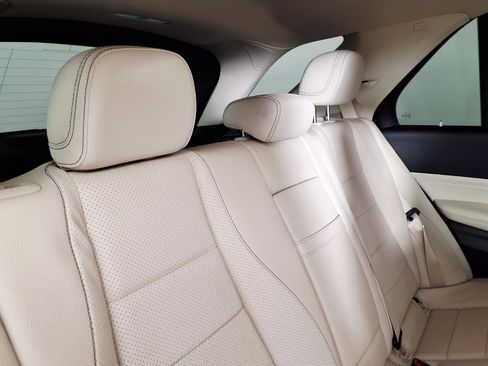 Used 2021 Mercedes-Benz GLE 350 4MATIC image 12