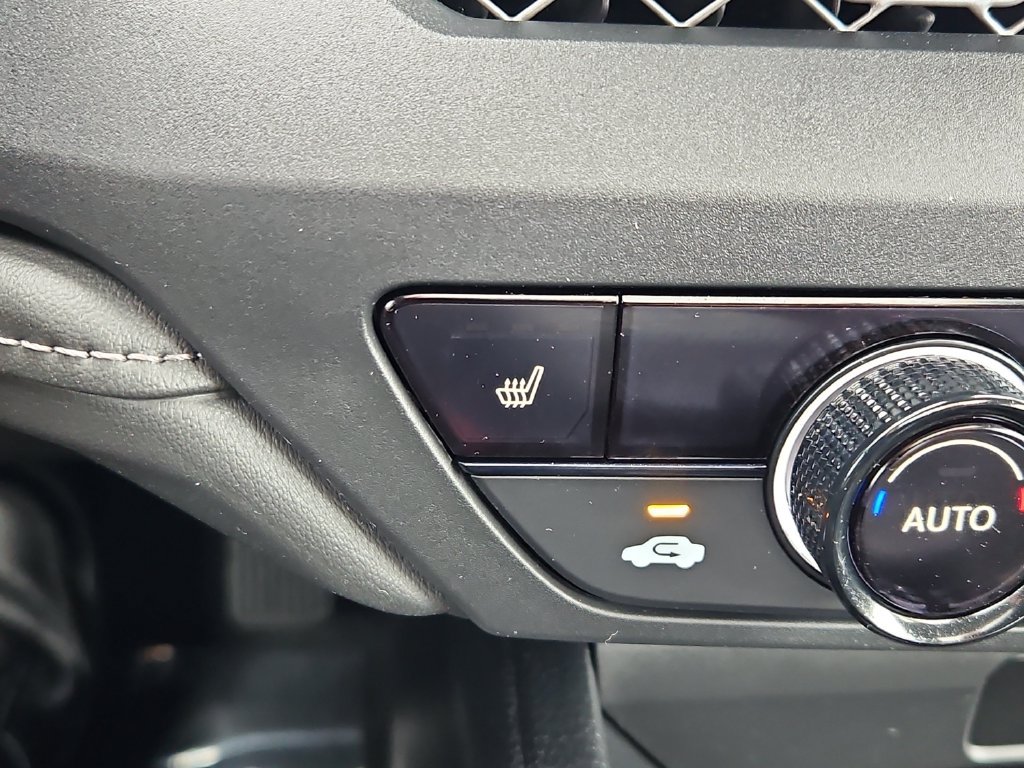 Certified 2023 Honda Accord EX image 19