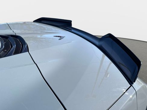 Used 2025 Chevrolet Corvette Z06 image 10